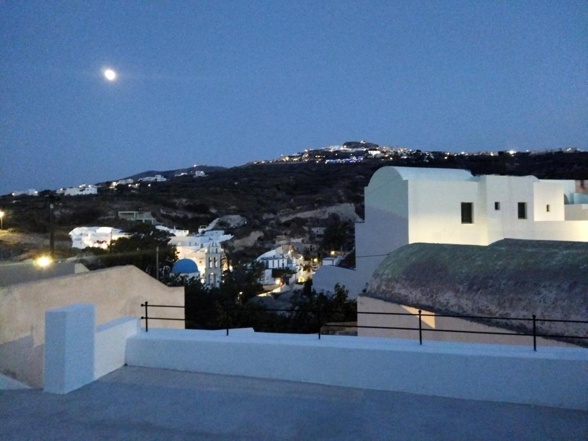 Angeleve Villa With Private Jacuzzi Fira  Exterior photo
