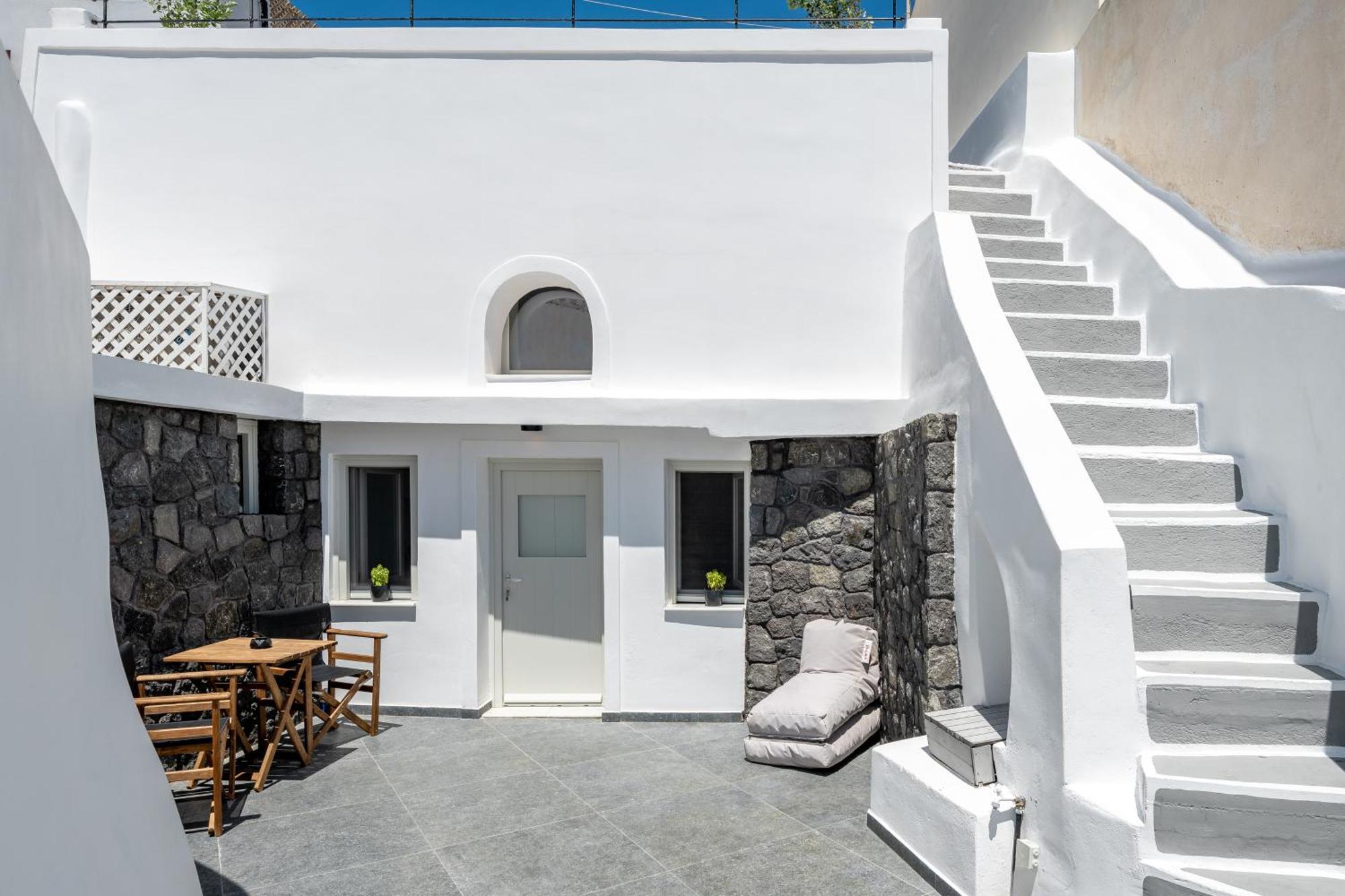 Angeleve Villa With Private Jacuzzi Fira  Exterior photo